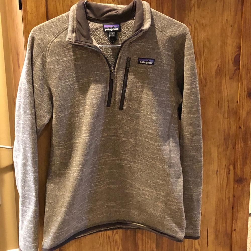 Patagonia tan/brown pullover Mens Small